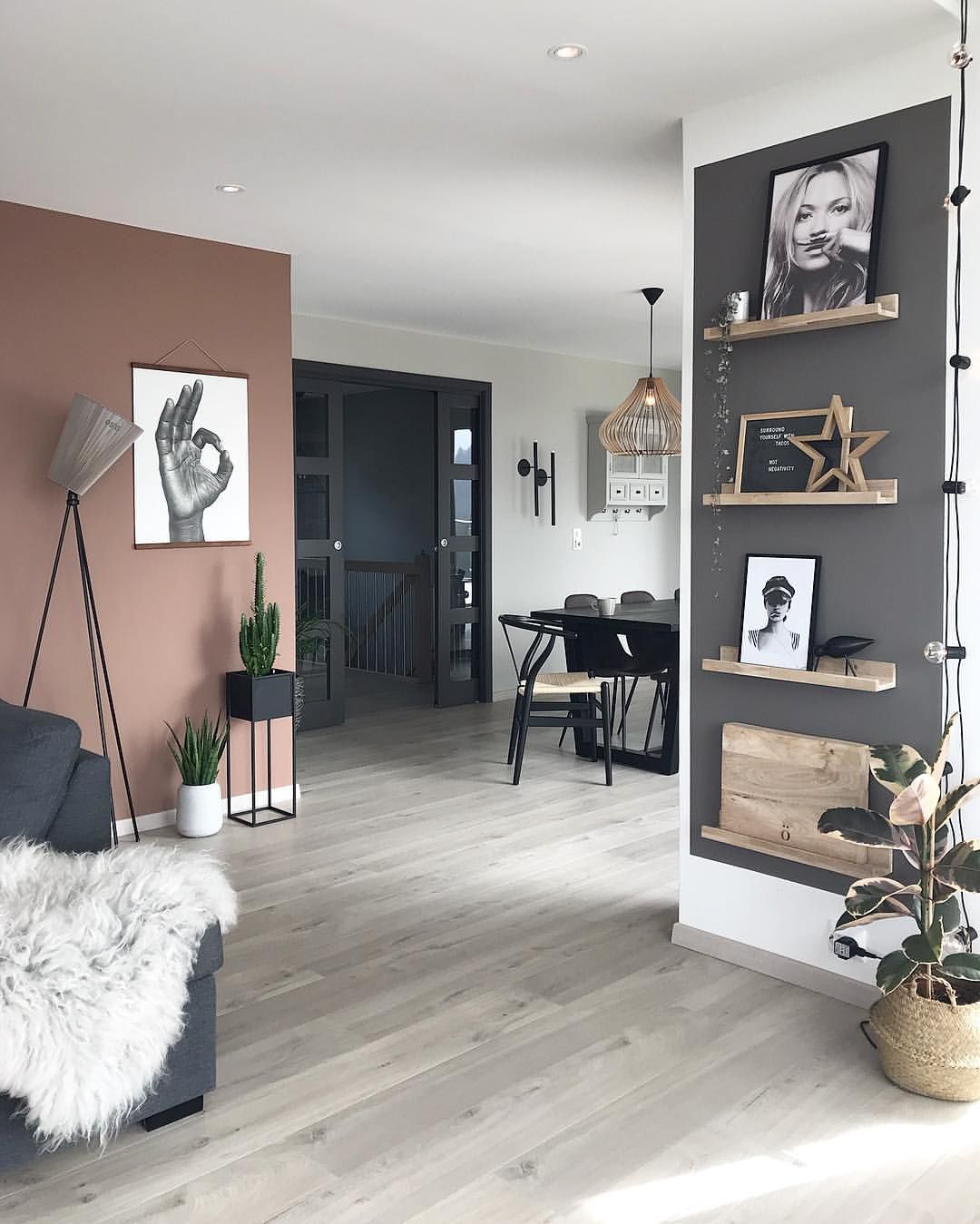 Living Decor, Home Living Room, Interior Design Living Room, Living Room Designs, Living Hall, Living Room Wall Colors, Living Room Paint, Bedroom Colors, Big Wall Clocks Living Rooms