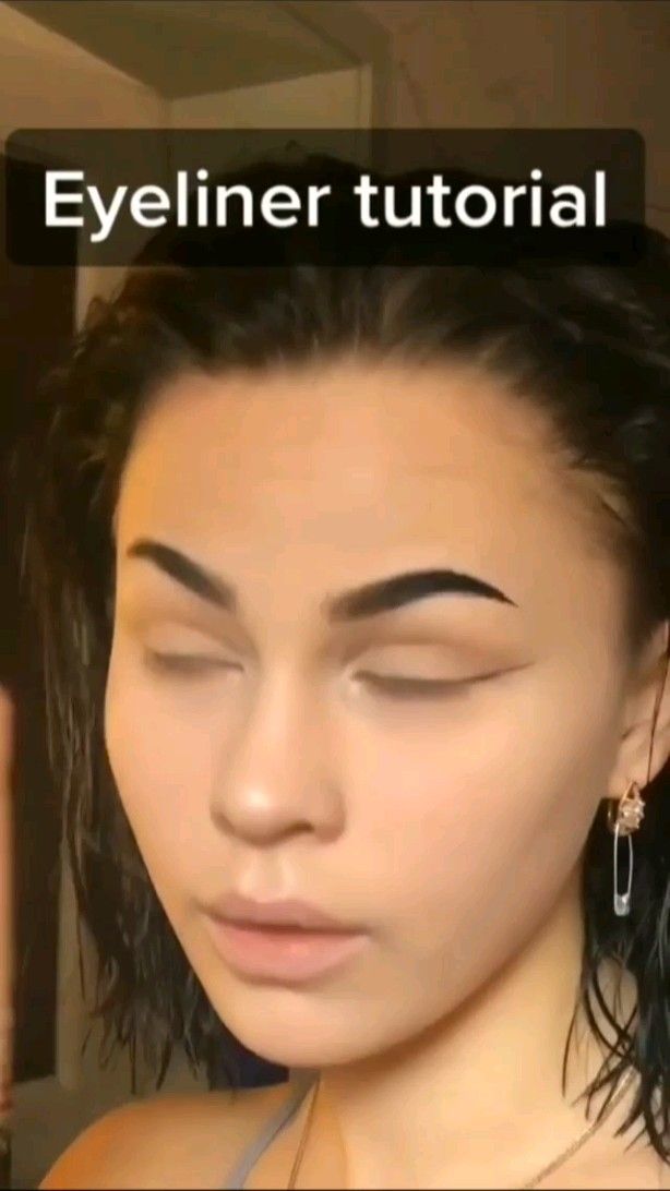 eyeliner tutorial! eyeliner tutorial!