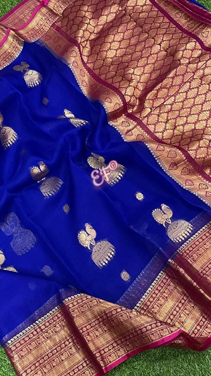 Heavy Demanded Kanchi Organza Sarees With Jumka Design ...With Contrast Borders and Pallu ... Brocade blouse Price:3999+shipping To Buy, click here or Whatsapp image to chat directly with us: Whatsapp on+ 91 9502316419 For daily updates on our latest collections, follow us on FB page https://www.facebook.com/elegantfashionwearindia/ Instagram: https://www.instagram.com/elegantfashionwear/ Pinterest: https://pin.it/5Fp6x0t Note : No return and No exchange for Color Variations and Feel of Fabrics. Elegant Fashion Wear, Trendy Fashion, Kanchi Organza Sarees, Brocade Blouses, Cotton Saree, Handloom, Zari, Borders, Exchange