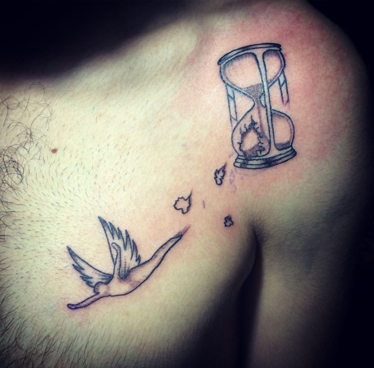 #clock #time #hourglass #hourglasstattoo #escape #escapetattoo #angel #angeltattoo #ankara #ankaradövme #ankaratattoo #tattoo #tattooed #tattooart #tattoogram #tattoolove #tattoodesign #tattoostagram #ink #inkjunkeyz #instatattoo #art #zonguldak #escapefromtime #sand Hourglass, Infinity Tattoo, Ankara, Tatting, Escape, Sand, Clock, Angel, Photos