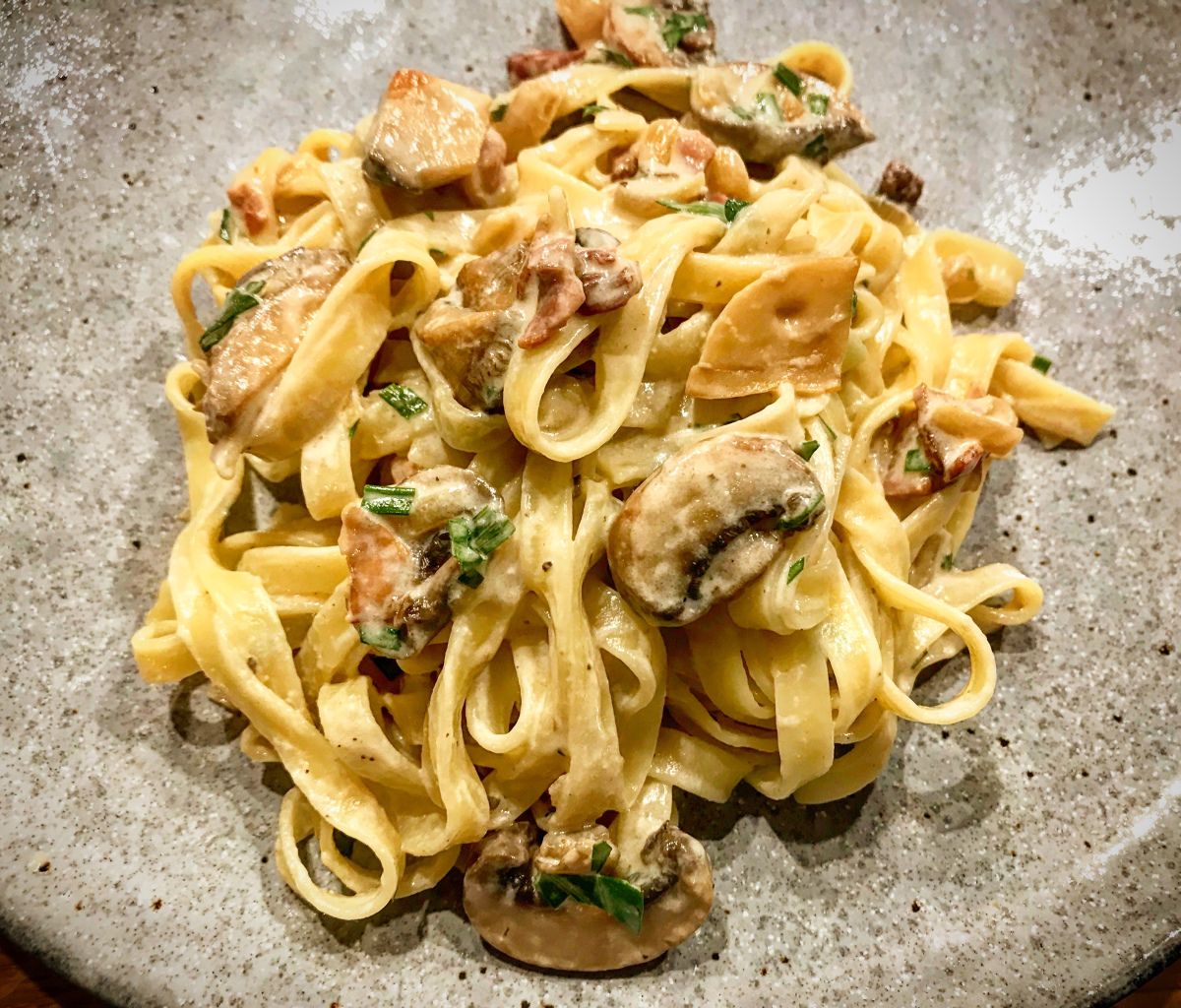 Nudeln mit schneller Pilzsoße