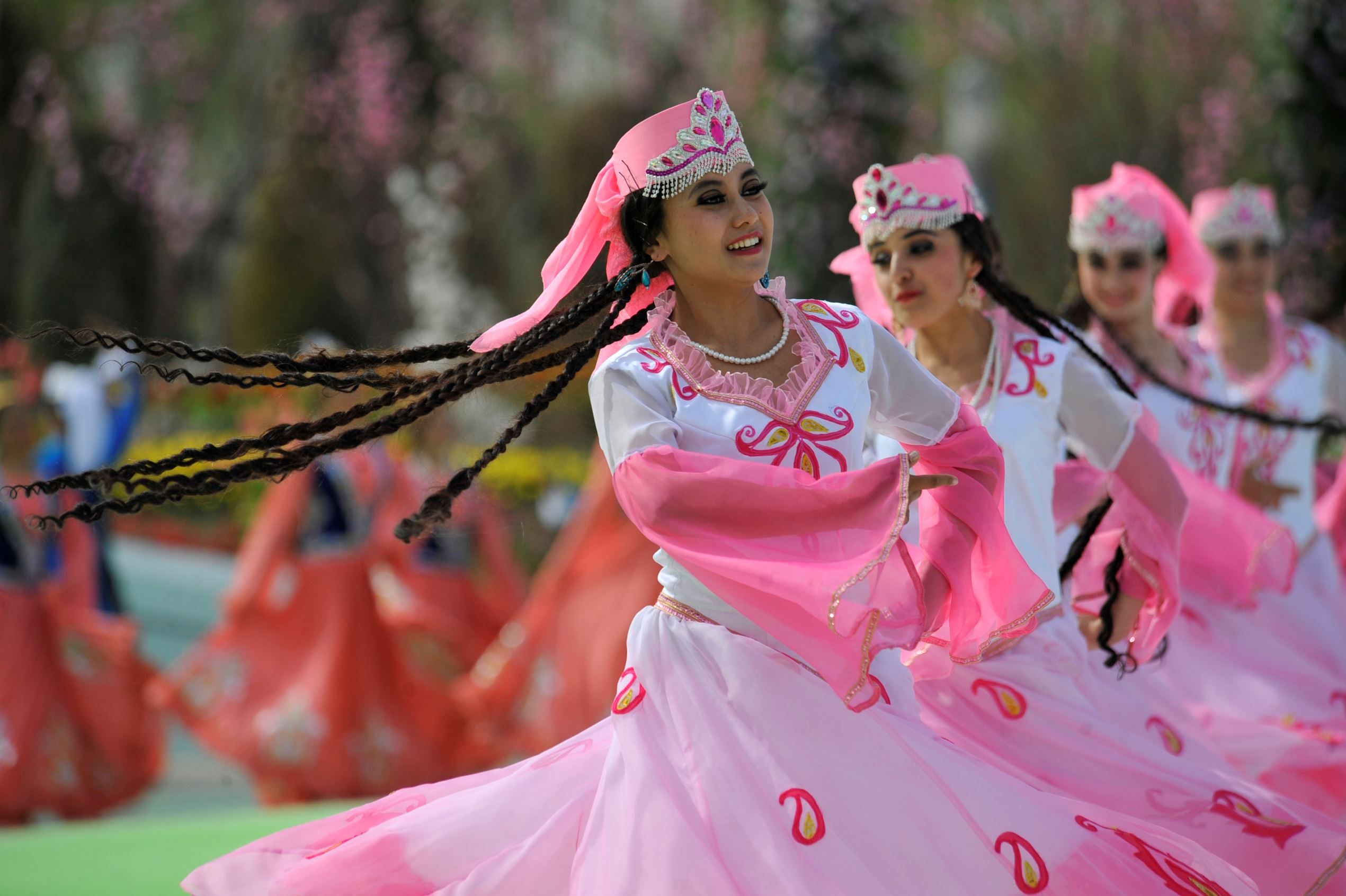 Celebrating the Spring Equinox Spring equinox, Celebrities, Folk dresses