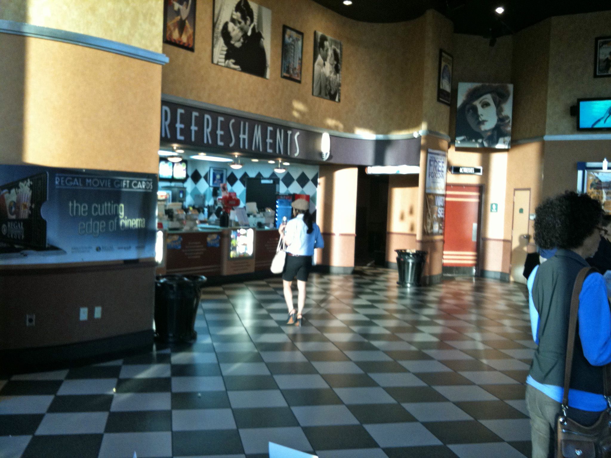 Movie Theater Philadelphia Mills