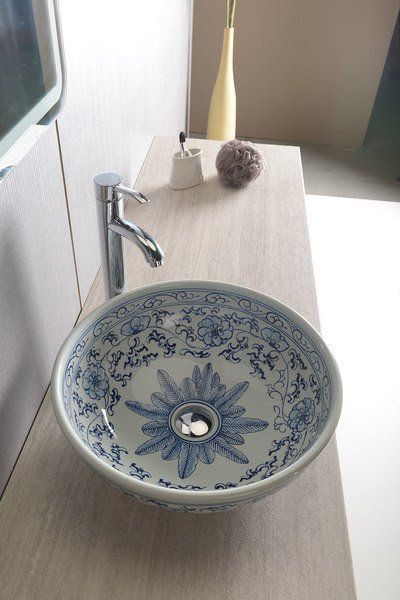 Painted Bathroom Sink Moroccan Decorative Painted Bathroom Sink Moroccan Decorative Farmhouse Decorating Rustic Shabby Chic Bathrooms