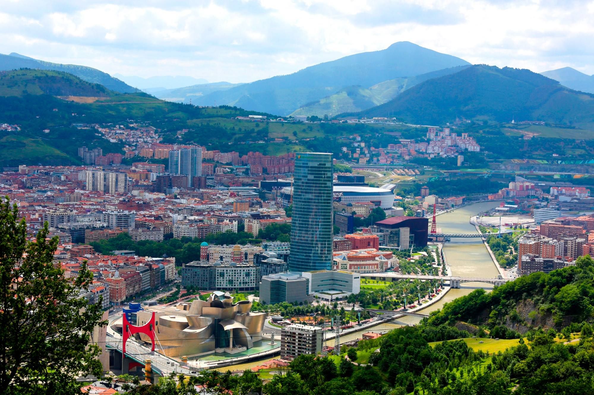 TRADUCTORES HEBREO VIZCAYA Turismo en Bilbao, Vizcaya/Bizkaia, España | Espagnol, Basque