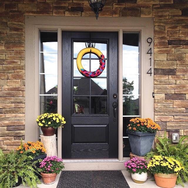 Shop Larson 7 106 In Screen Door And Storm Door Outside Handle At Lowe S Storm Door Screen Door Handles Larson Storm Doors