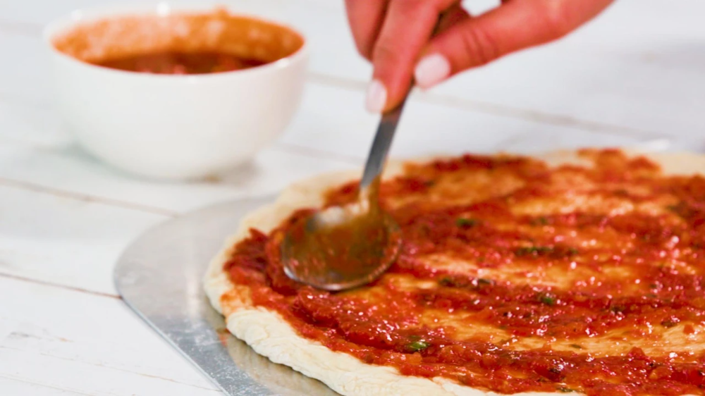 How To Make Canned Tomatoes Taste Better Than Fresh Pizza Sauce How To Make Canned Tomatoes Taste Better Than Fresh Pizza Sauce