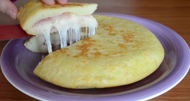 Tortilla De Papas Rellena Con Jamon Y Queso Recetas Para Cocinar Recetas Deliciosas Recetas De Cocina
