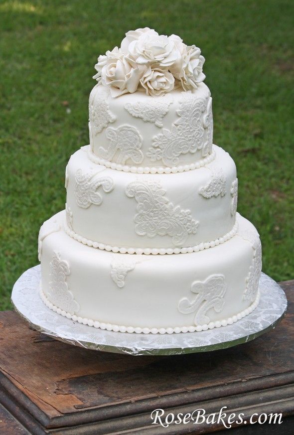 Ideas For Wedding Cake Vintage Lace With Sugar Roses Ideas For Wedding Cake Vintage Lace With Sugar Roses