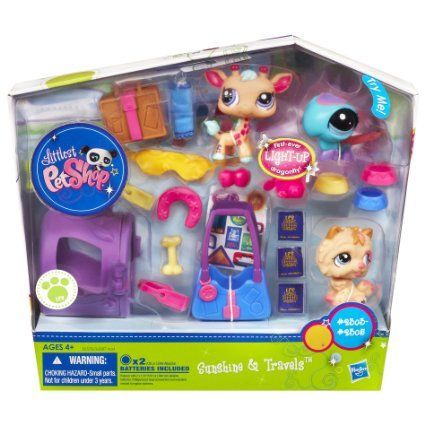 Amazon Com Littlest Pet Shop Themed Play Pack World Traveling