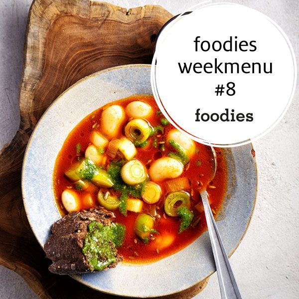 Weekmenu vol lekkere recepten #weekmenu #menu #eten #diner #avondeten #recept #recepten #kip #vegan #soep #minestrone #veganistisch #vis #vlees #vegetarisch #avondeten #zalm #risotto #foodies #foodiesmagazine #iamfoodies #inspiratie Minestrone, Diner, Risotto, Chana Masala, Foodies, Ethnic Recipes