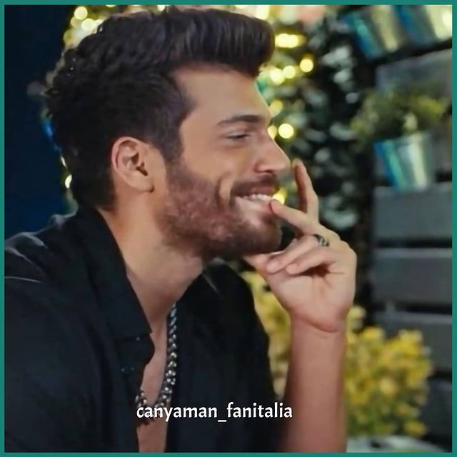 Can Yaman 🇮🇹 💞 🇹🇷 🧿🌍 su Instagram: "No comment... 🥰😍 ️ Can Yaman... #