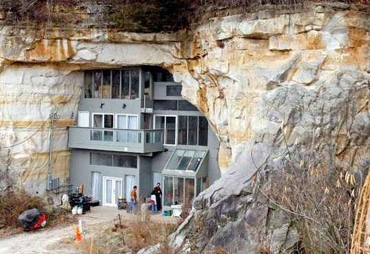 underground cave home inside 15000 sq ft house build in missouri cave the product farm http gorgeous modern home is built inside cave architecture underground cave home inside 15000 sq ft house build in missouri cave the product farm http gorgeous modern home is built inside cave architecture