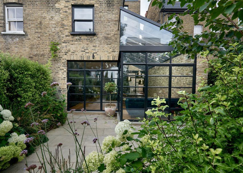 Pin By Nelda Sale On Haus Renovieren Victorian Terrace House Victorian Terrace London House