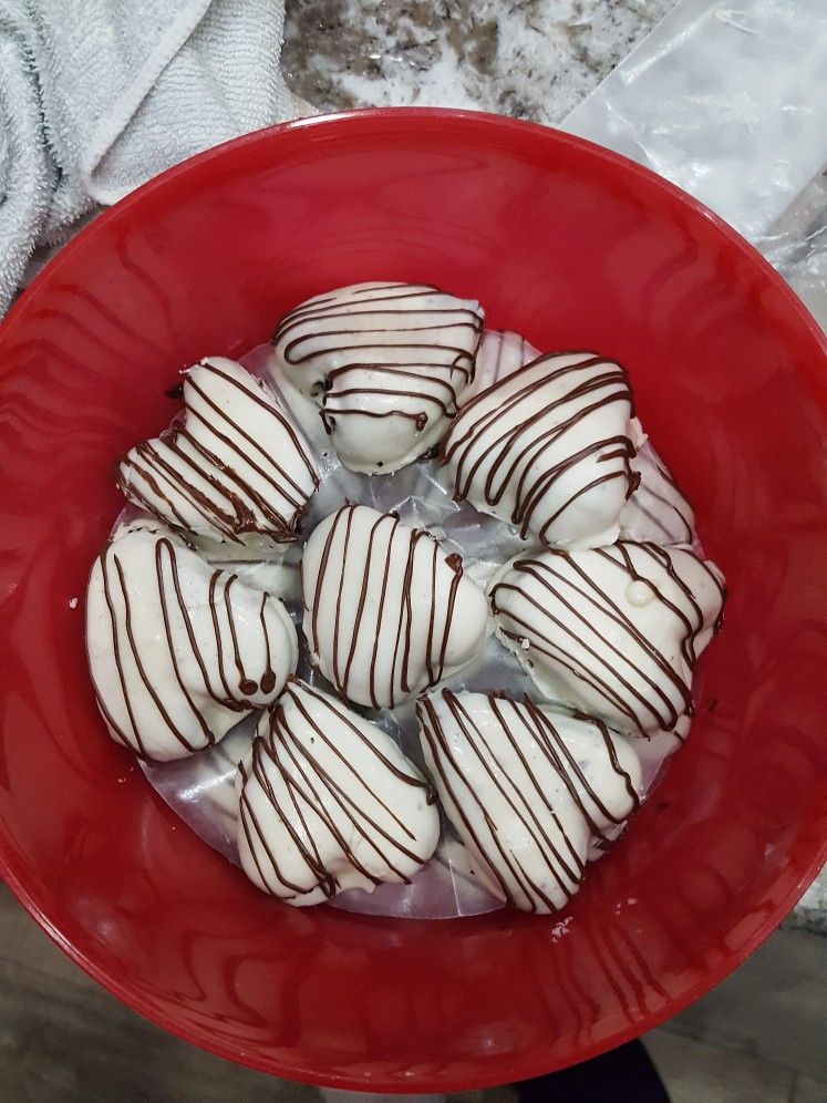 Heart shaped oreo balls. Oreo balls, Oreo, Sugar cookie Heart shaped oreo balls. Oreo balls, Oreo, Sugar cookie