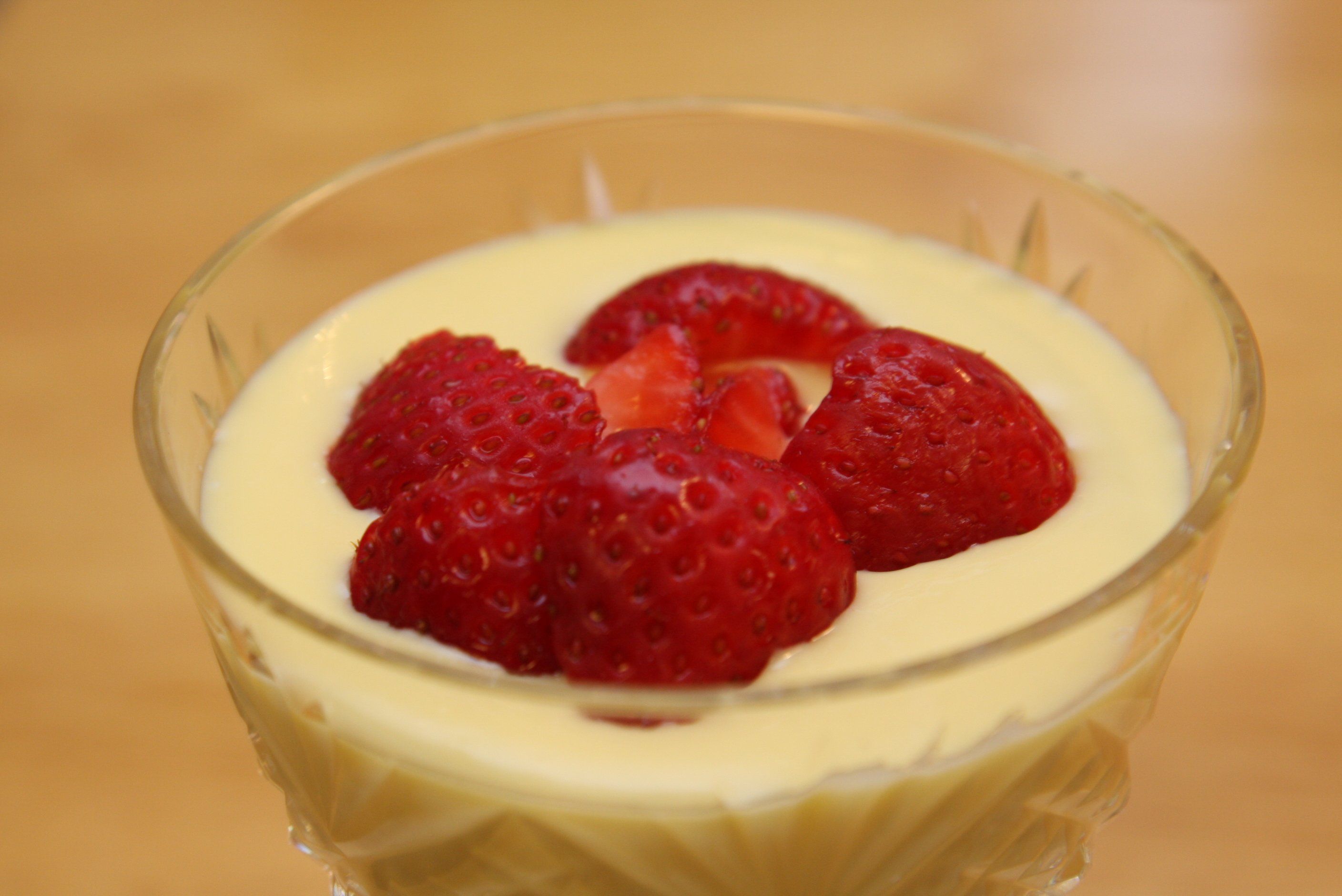 Copycat Ruth's Chris Vanilla Cream with Berries It's a Copycat Ruth's Chris Vanilla Cream with Berries It's a
