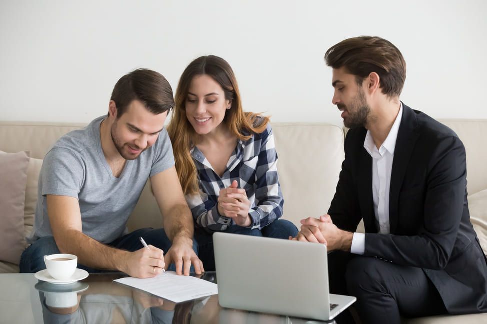 What Do Mortgage Lenders Look For In A Borrower Mortgage Lenders what-do-mortgage-lenders-look-for-in-a-borrower-mortgage-lenders