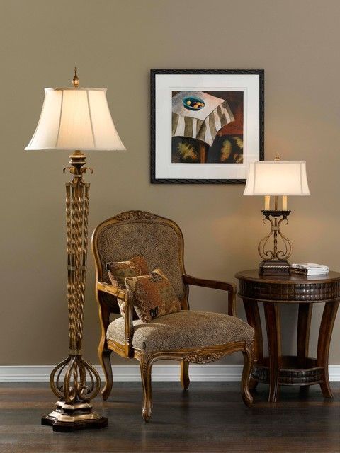 Tischlampen Traditionelles Wohnzimmer #traditionellesdekor