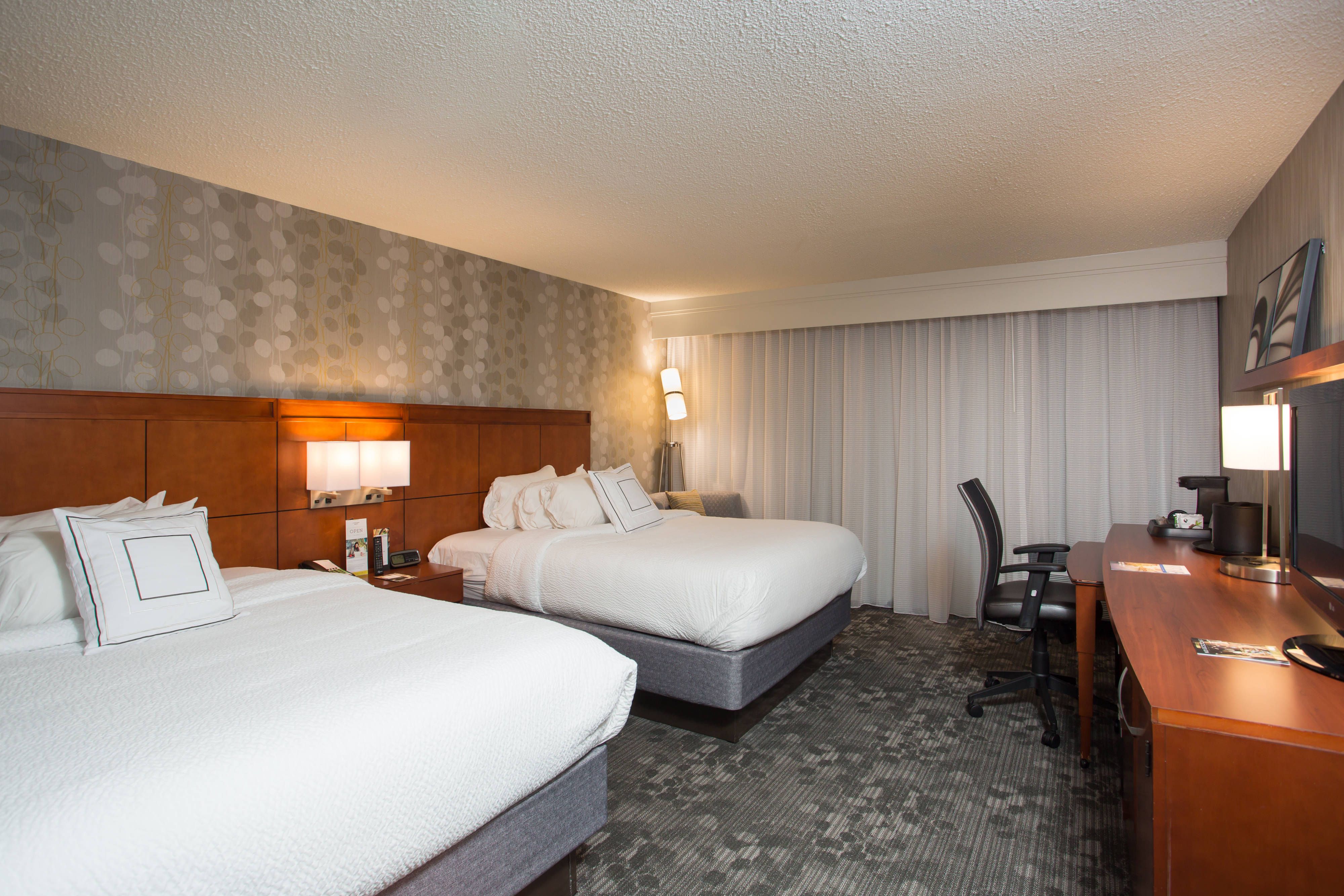 Https Www Marriott Com Hotels Travel Bosbr Courtyard Boston
