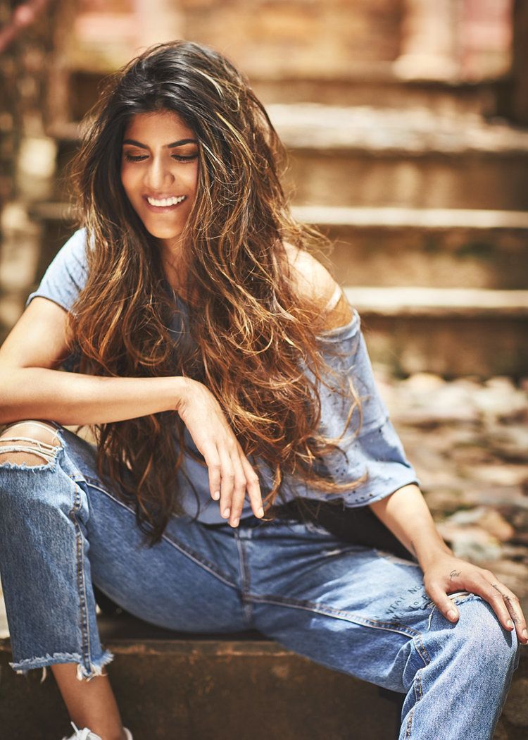 Indian Singer Ananya Birla Pibe Magazine Play It By Ear In 2021 Singer Bollywood Actress Dont Forget To Smile