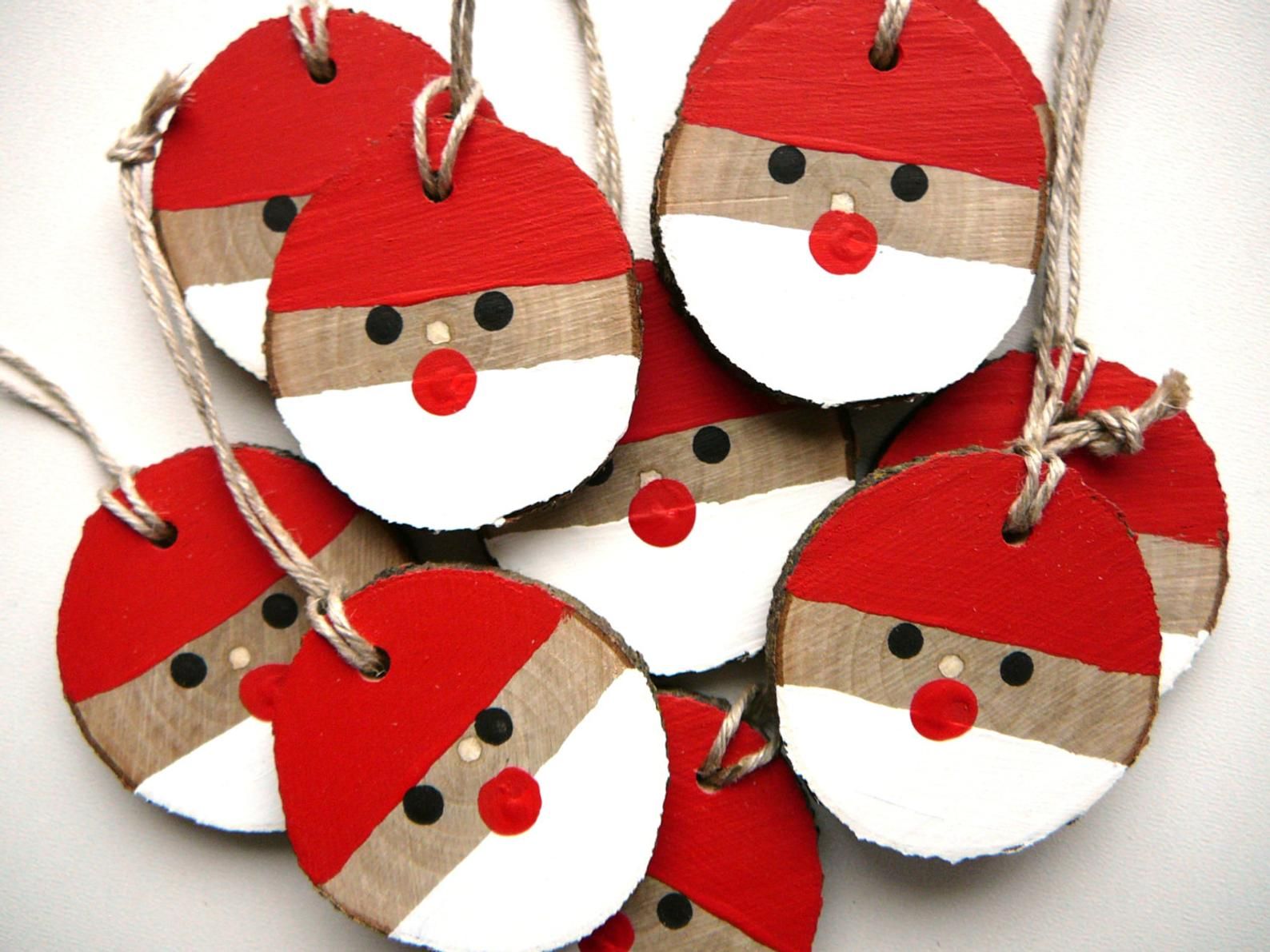 Rustic Personalised Christmas snowflake bottle tag-make that gift extra special!