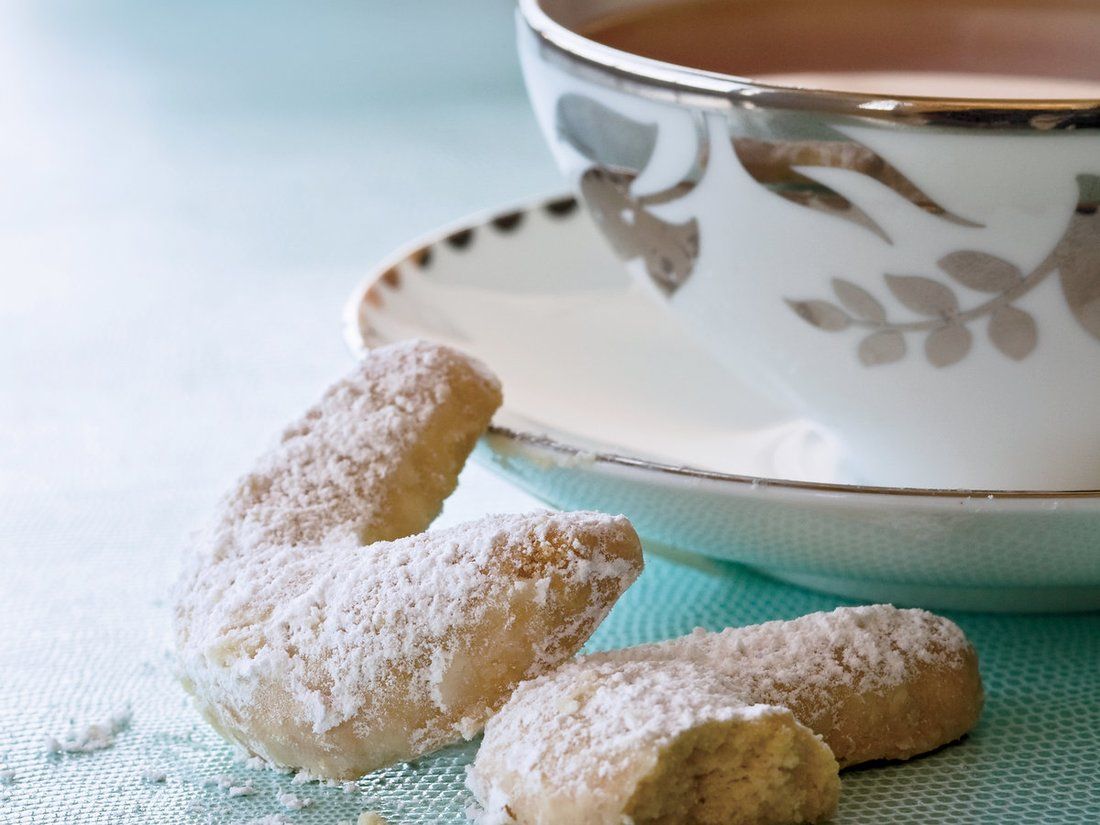 Vanilla Crescents Recipe Dessert recipes, Desserts Vanilla Crescents Recipe Dessert recipes, Desserts