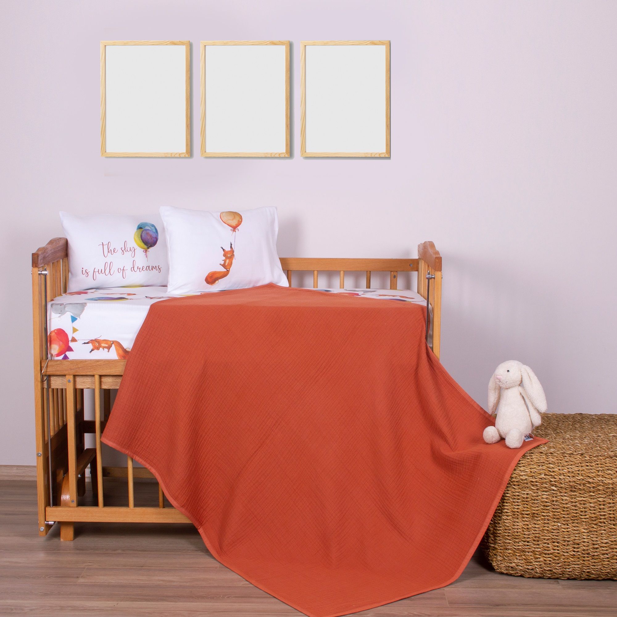 Ürün: Organik Pamuk 4 Katlı Müslin Pikeli Ve Pamuk Saten Bebek Nevresim Takımıpaket İçeri̇ği̇: 1 Adet Çarşaf, 2 Adet Yastık Kılıfı, 1 Adet 4 Kat Müslin Pikekumaş Ci̇nsi̇: Çarşaf Ve Yastıklar %100 Pamuk Saten Pike %100 Pamuk 4 Kat Müslinebat: Çarşaf- 120*180 Cmyastıklar- 35*45 Cm Pike- 100*150 Cm Satin Sheets, Bed Sheets, Satin Bedding, Satin Pillowcase, Muslin Blankets, Cotton Duvet, Duvet Sets, Soft Textures, Pillow Set