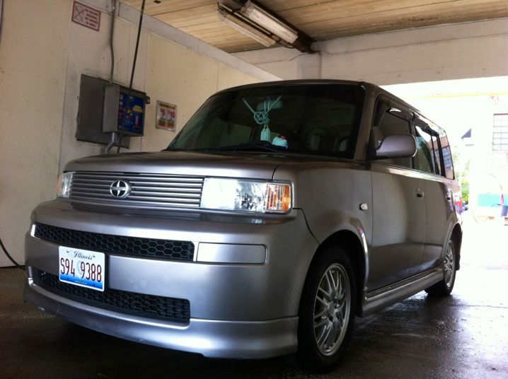 2005 Scion xB | Scion xb, Scion, Lunch box