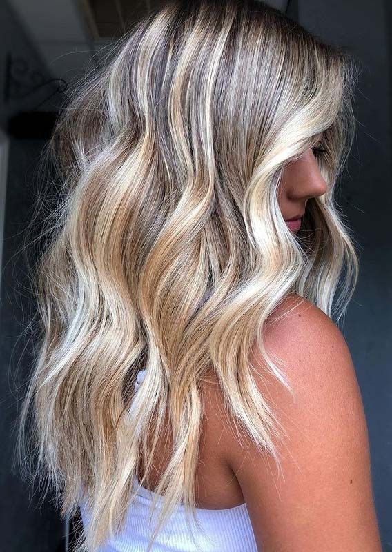 Gorgeous Blonde Hair Color Shades for Long Hair in 2021 Summer Blonde Hair, Dyed Blonde Hair, Blonde Hair Looks, Blonde Long Hair Cuts, Long Blonde Haircuts, Best Blonde Hair, Cuts For Long Hair, Blonde Balayage Long Hair, Wedding Hair Blonde