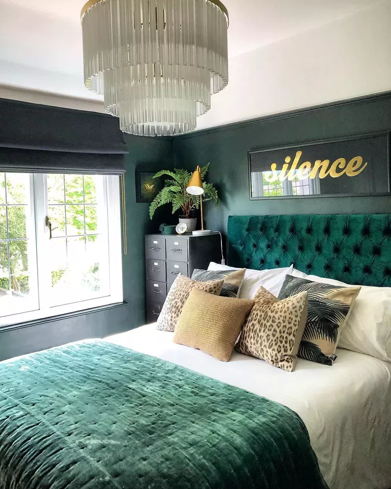Graceful Beautiful Bedrooms Dark Furniture Graceful Beautiful Bedrooms Dark Furniture
