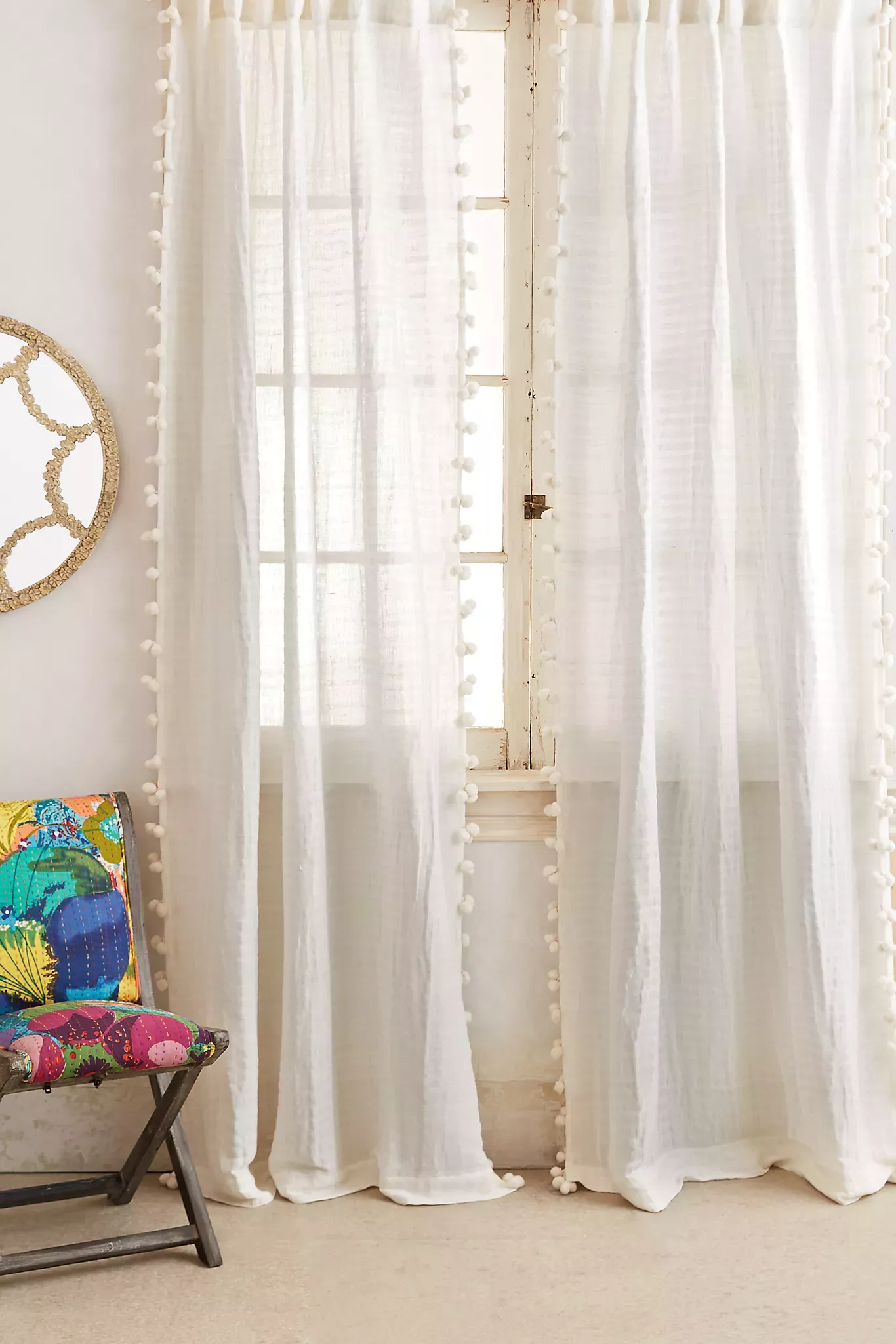 Splendid How To Hang Curtains Over Blinds In An Apartment Splendid How To Hang Curtains Over Blinds In An Apartment