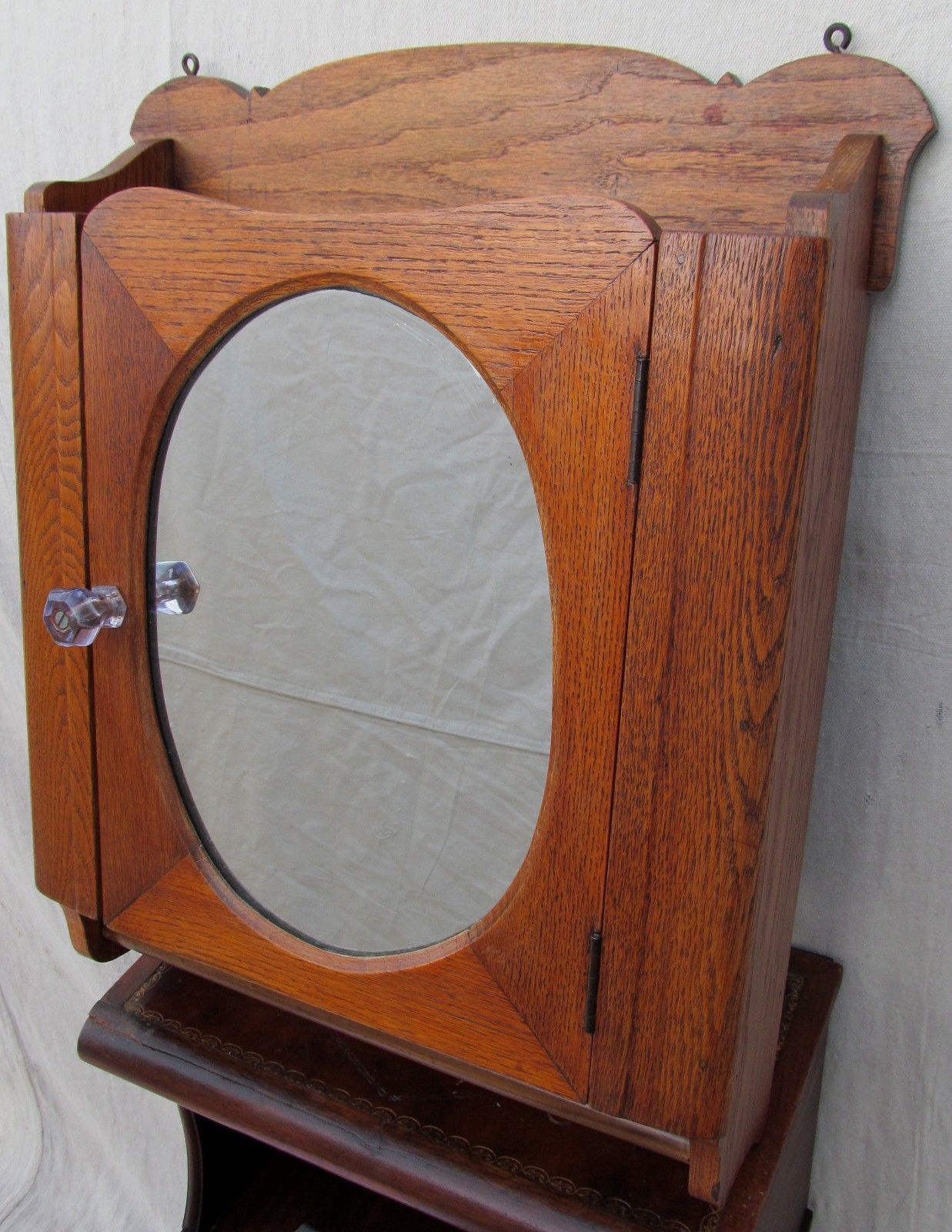 Fine Victorian Oak Medicine Cabinet With Towel Bar Medicine FINE ANTIQUE OAK MEDICINE CABINET WITH TOWEL BAR-EXCELLENT PIECE WITH QUALITY! | eBay - Fine Victorian Oak Medicine Cabinet With Towel Bar Medicine