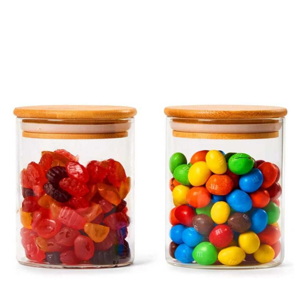 Mantenha seus alimentos armazenados e seguros com este excelente pote. Design prático e compacto com eficiente tampa que veda perfeitamente, protegendo e conservando o alimento fresco por muito mais tempo. Perfeito para acomodar alimentos secos, mantendo a despensa, armário ou bancada sempre organizados. Medidas: Altura:10cm Largura:9cm Comprimento:9cm Capacidade: 400Ml Material: Vidro Itens inclusos: 2 Pote com tampa de bambu Fotos meramente ilustra Fresco, Raspberry, Fruit, Design, Products, Weather, Butler Pantry, Food Items, Pictures