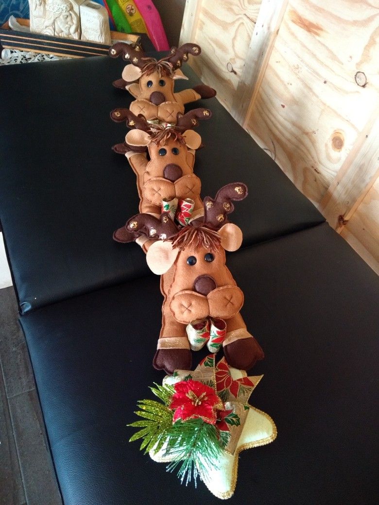 Paños Navidad Camino De Mesa Navideño De Yute Con Reno Rú Paños Navidad Camino De Mesa Navideño De Yute Con Reno Rú