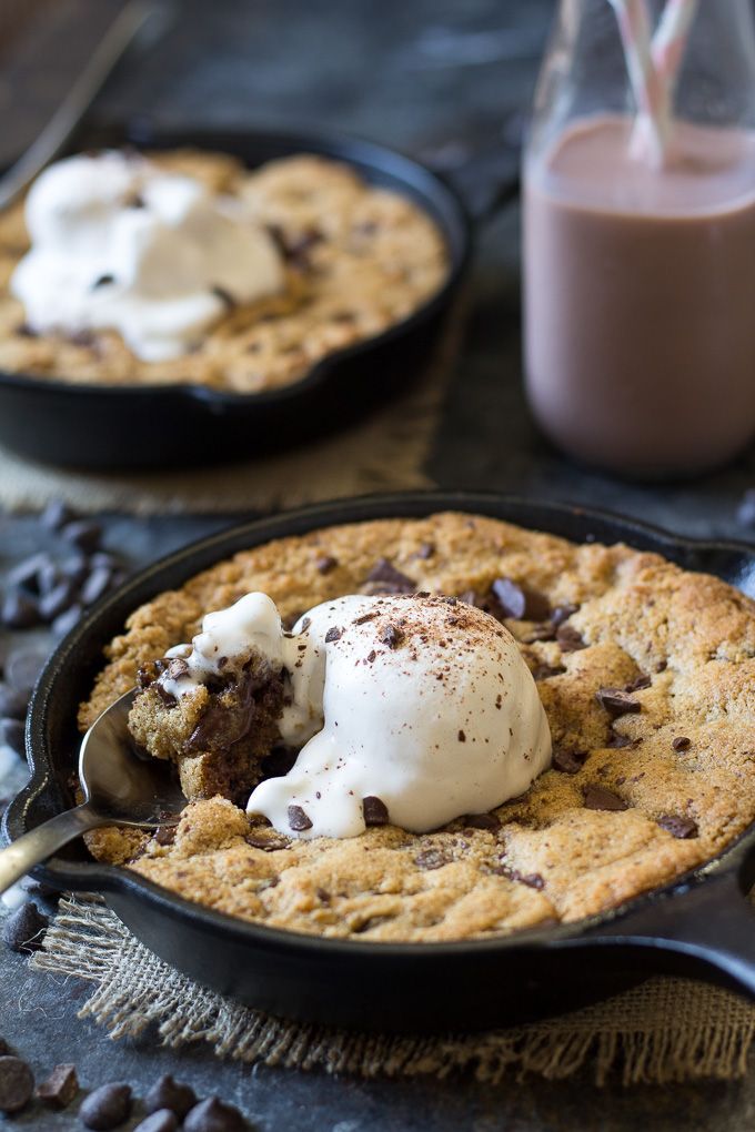 Paleo Chocolate Chip Skillet Cookies Paleo Chocolate Chip Skillet Cookies