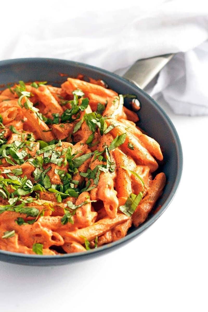 Tomato Basil Cream Pasta Tomato Basil Cream Pasta
