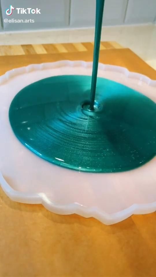 Diy Resin Tray Diy Resin Table Epoxy Resin Crafts Clay Crafts Fun diy-resin-tray-diy-resin-table-epoxy-resin-crafts-clay-crafts-fun