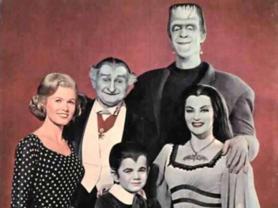 How Well Do You Know Your T V Series From The 70 S 80 S The Munsters Childhood Tv Shows Old Tv Shows