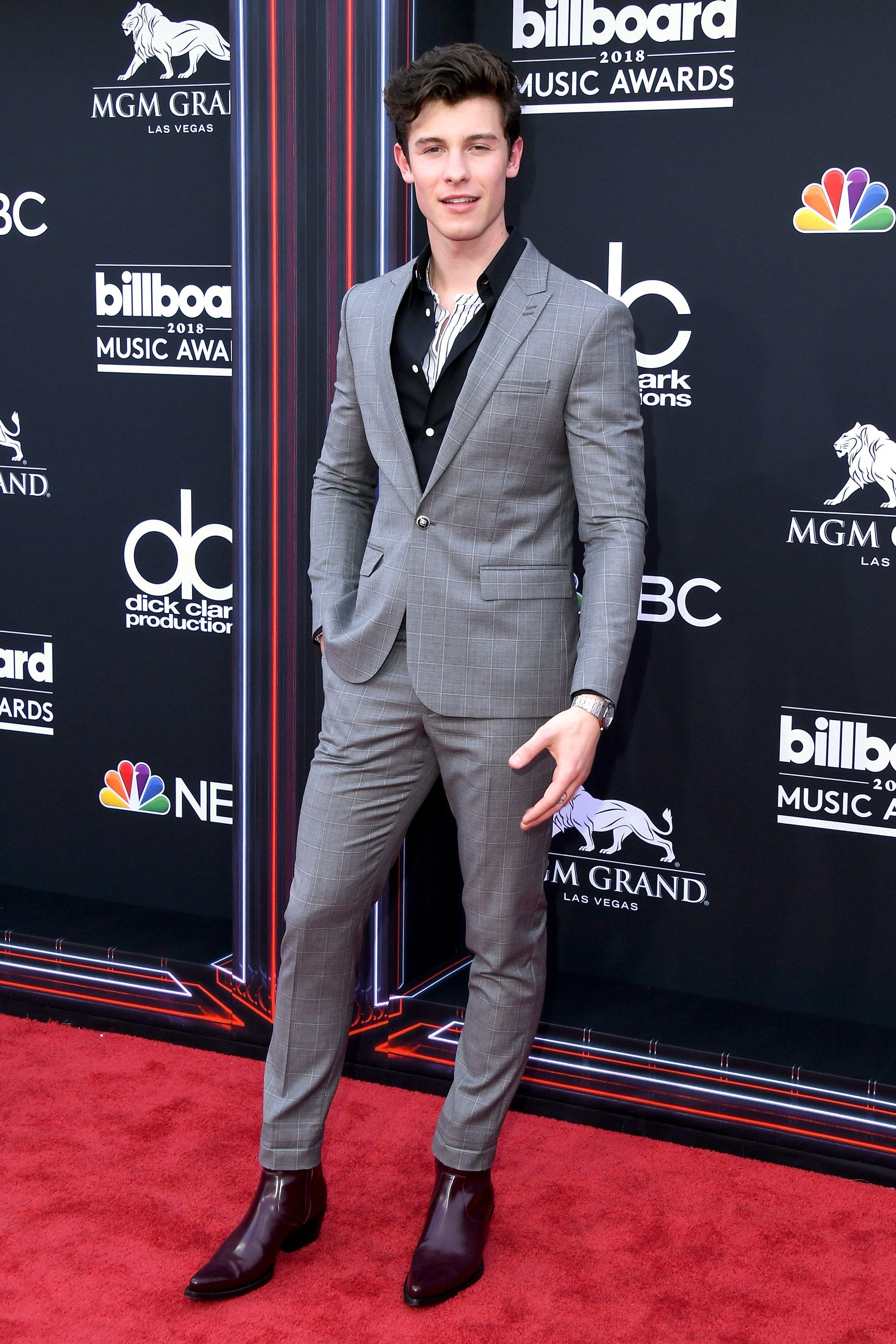 Billboard Music Awards 2018 Fashion Live From The Red Carpet Shawn Mendes Shawn Mendes Concert Shawn Mendes Funny