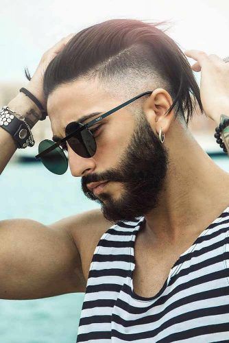 Discover The Sophisticated Undercut Men From All Over The World Sport Proudly ★ See more: https://lovehairstyles.com/undercut-men-ideas/ Mens Hairstyles Undercut, Cool Hairstyles For Men, Undercut Pompadour, Haircuts For Long Hair, Long Hair Cuts, Straight Hairstyles, Men Undercut, Curly Undercut, Hairstyle Short