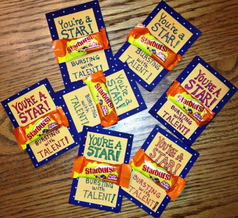 10 Cute Ideas To Encourage Your Teammates At Dance Competitions - Your Daily Dance Dance Competition Gifts, Dance Team Gifts, Dance Teams, Dance Good Luck Gifts, Cheer Dance, Cheerleading Gifts, Cheer Gifts, Cheer Mom, Cheer Treats