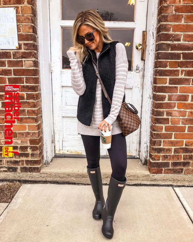 Running all the errands today and trying to stay busy... ????☕️ Just saw my new fave tunic