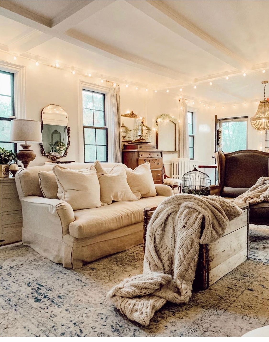 Pin on Couch/livingrooms!