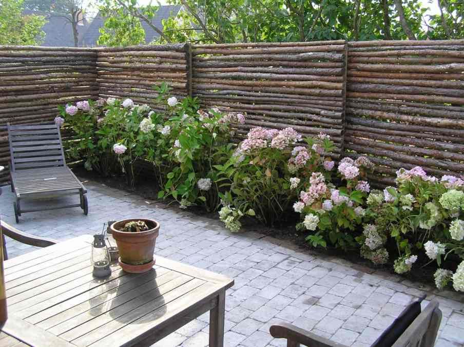 Forskellige haver, haveanlæg, havedesign, anlægsgartner, raftehegn ... Terrasse afdækning