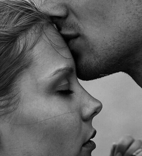 Pinterest Emskibb Forehead Kisses Couples Photo