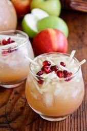 Pitcher Cocktail Recipe: Sparkling Apple Cider Sangria, #Apple #Cider #cocktail #Pitcher #re... #applecidersangriarecipe