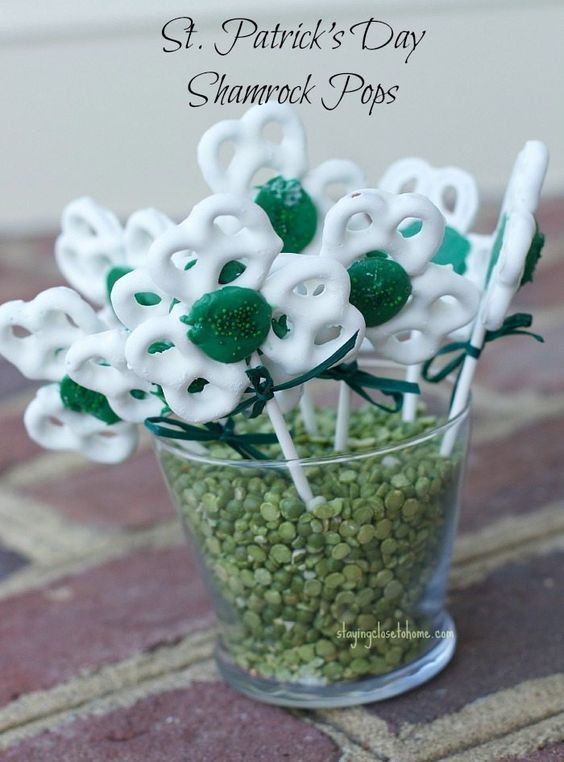 Shamrock Pops St. Patrick's Day Treats