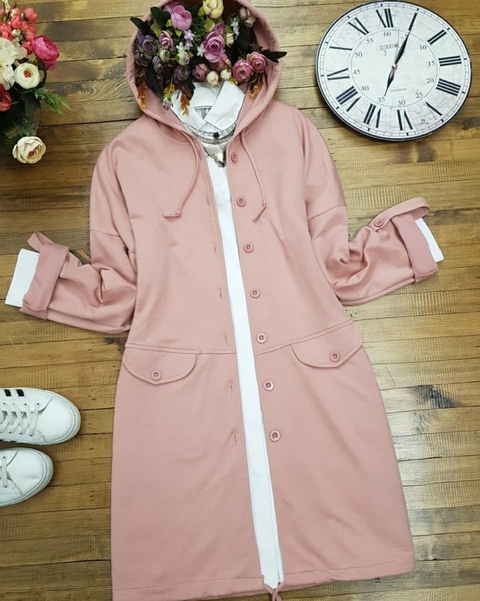 Görüntünün olası içeriği: 1 kişi, ayakta Stylish Dress Designs, Stylish Dresses, Hijab Fashion, Fashion Outfits, Womens Fashion, Chiffon Shirt Dress, Western Wear Outfits, Casual Outfits For Teens, Kawaii Clothes