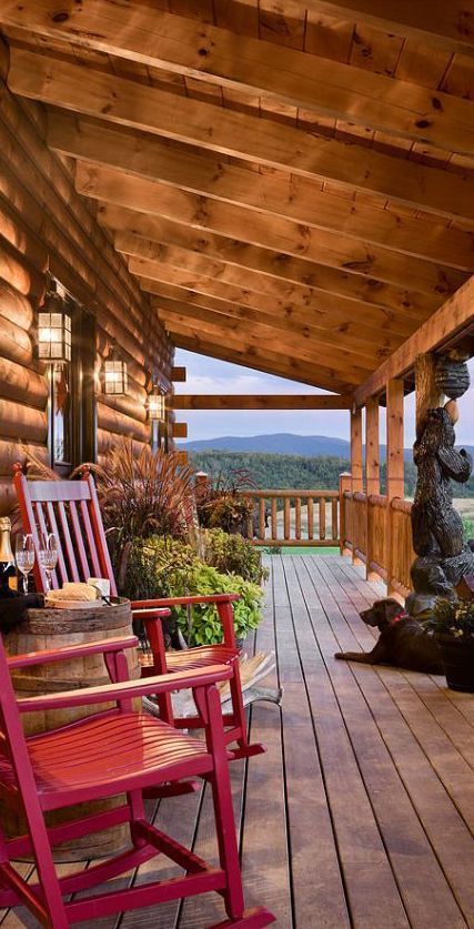 10 einfache Veranda Inspirationen für robuste Häuser Veranda Dekor, rustikale Veranda Ideen #rusticporchideas