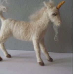 Needle felted coyote #needlefeltedcat